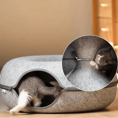 Pet Parents™ Cozy Cove Bed